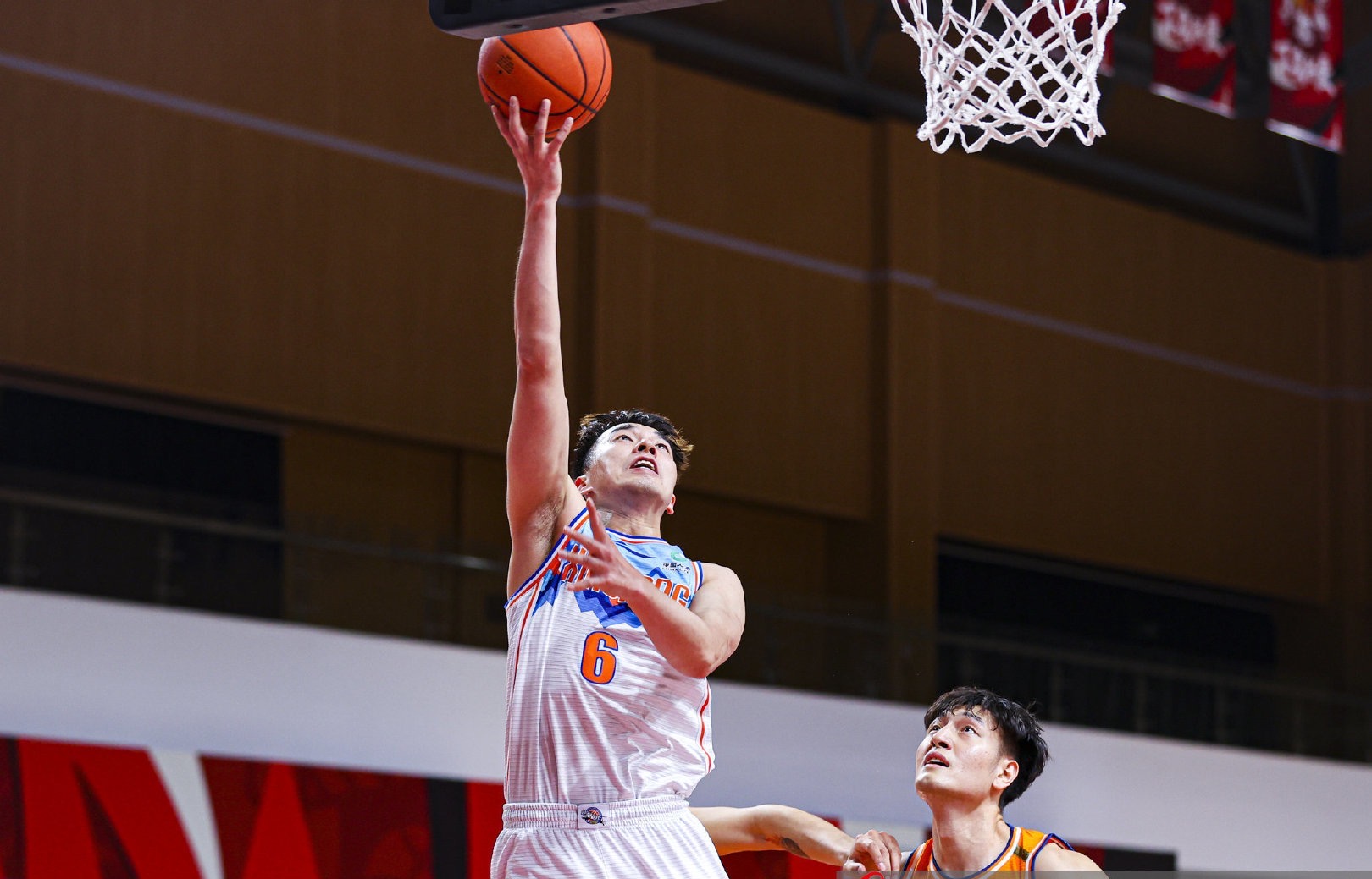 开云sport-包含魔术力克四川队，克莱高光表现的词条