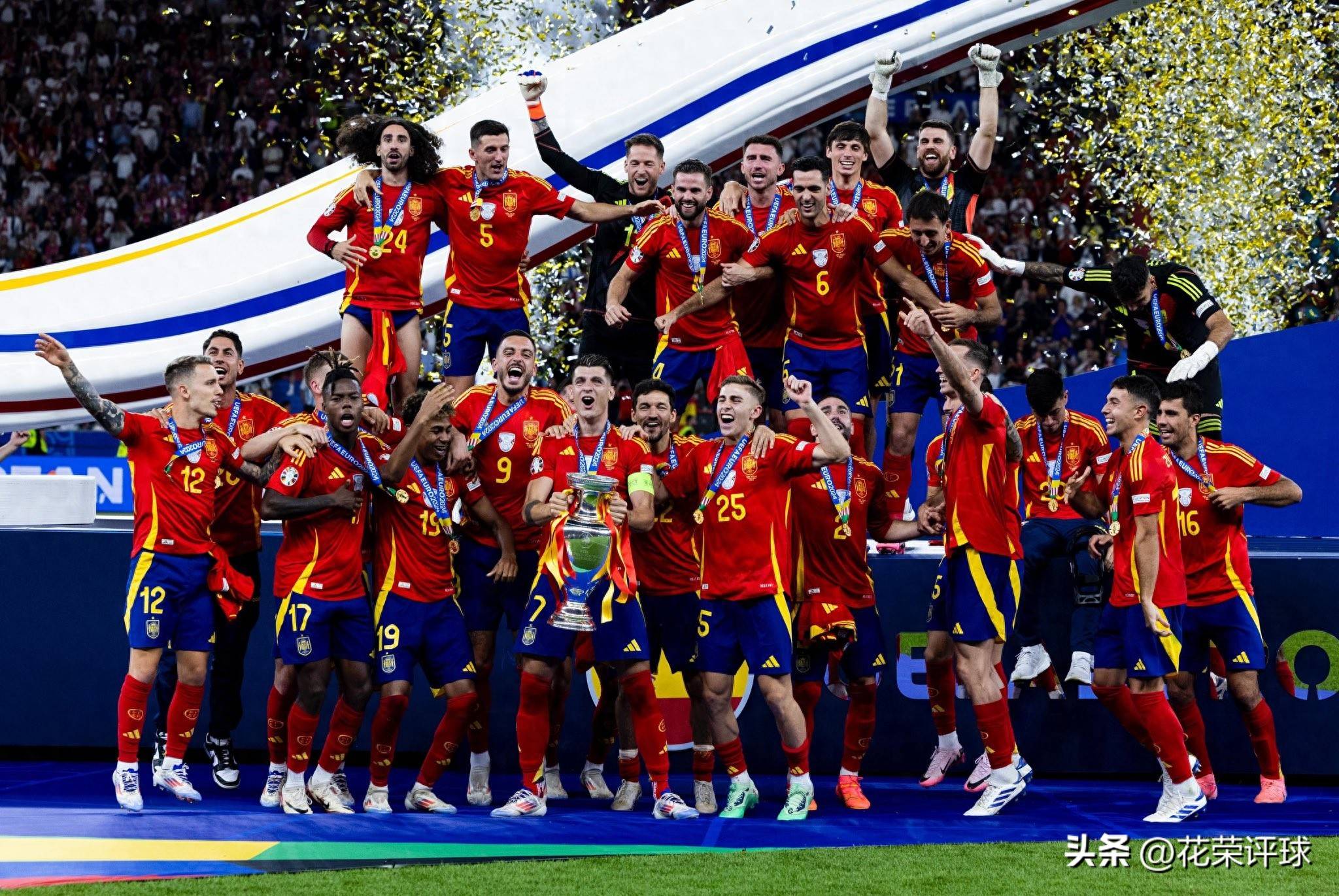 开云体育官网-关于一场经典之战！欧洲杯点燃球迷热情的信息