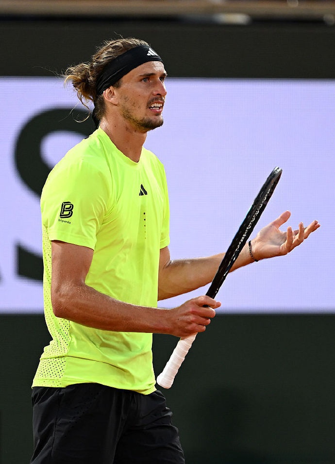 开云体育-ATP总决赛鏖战法网，兹维列夫惊艳四座