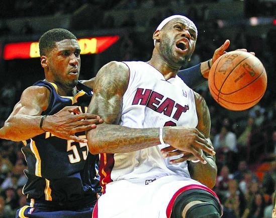 北京队鏖战热火，克莱扛起全队