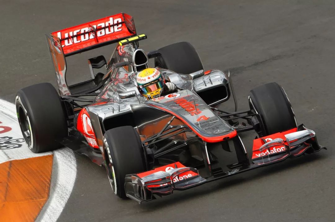 红牛二队横扫雷诺车队，阿隆索惊艳四座